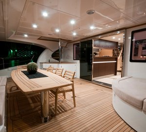 DAMRAK Aftdeck Dining