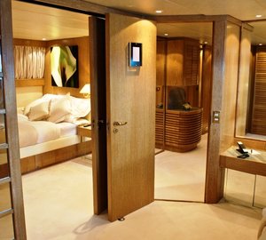 DANGLETERRE II  Cabin