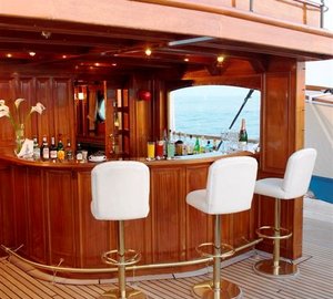 DELPHINE - Lounge Bar