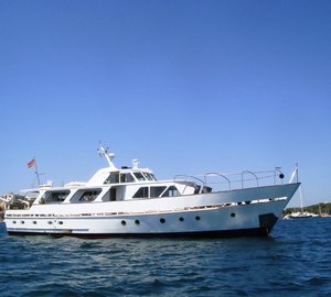 DERAMORE - At Anchor