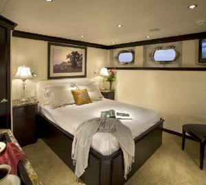 DEVOTION - Guest Cabin