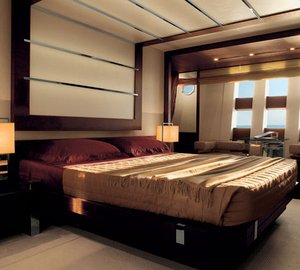 DUKE Sistership Azimut 103 S Master Cabin
