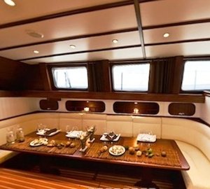 Dame des Tropiques -  Dining