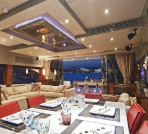Dining on the Sunseeker Phantom Luxury Yacht