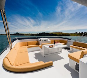 ESCAPADE Flybridge