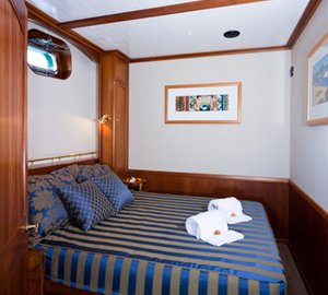 ESCAPADE Guest Cabin