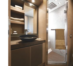 ESMERALDA OF LONDON -  VIP Bathroom