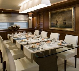 EVIVA Yacht - Dining