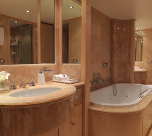 Eileen superyacht - Bathroom