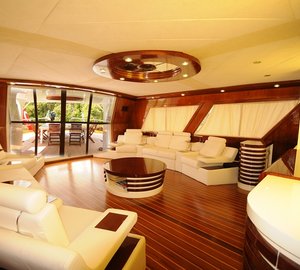 Esma Sultan aft saloon view 1