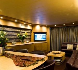 FELICITY 777 -  Salon 2