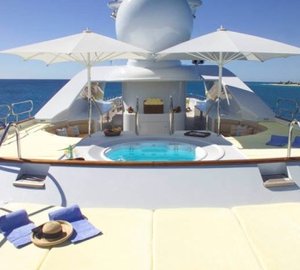 Feadship Motor Yacht HUNTRESS - Sundeck Spa Pool