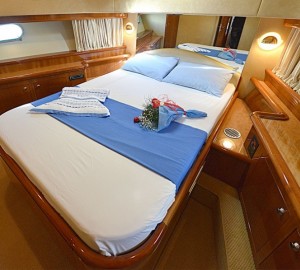 Ferretti Yacht MARY - 011