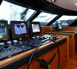 Fivea Yacht - Wheelhouse
