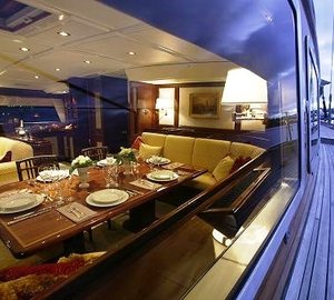 Freedom -  Dining Main Salon