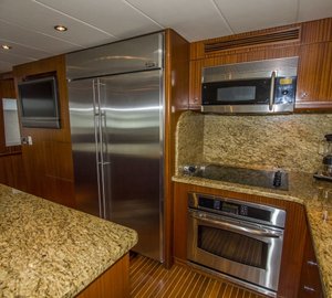 Freedom R yacht - galley
