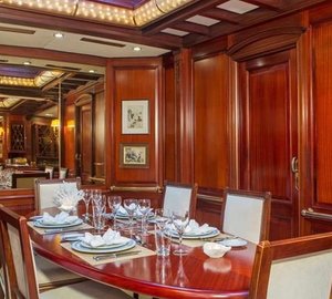 GLORIA Sailing yacht - Formal dining