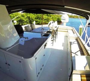 GOLDEN GIRL -  Flybridge 2