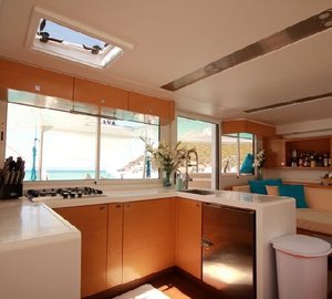 GREENBOAT I - Galley