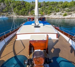 Gulet BONAVENTURA - Foredeck view aft