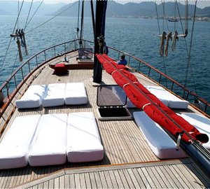 Gulet Blue Capricorn -  Sunbeds