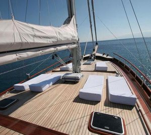 Gulet HAYAL 62 -  Foredeck Sunbathing