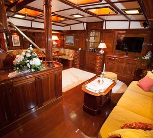 HELIYACHTS 115 - Salon view