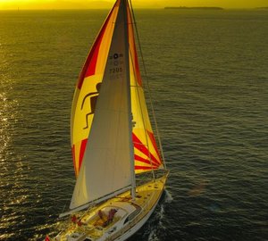 HOLO KAI - Sailing Under Spinnaker