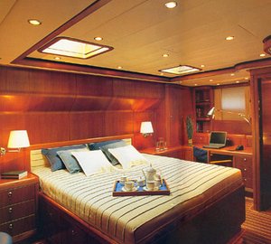 Highland Breeze master cabin