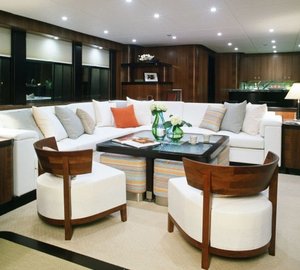 Horizon EP105 Motor Yacht Salon  - A Long Range Explorer