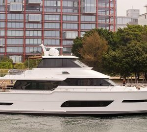 Horizon V72 Yacht