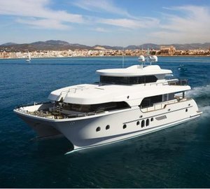 Horizon motor yacht AquaCat 80