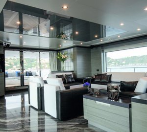 IRON MAN Yacht - Saloon