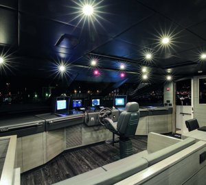 IRON MAN superyacht - Wheelhouse