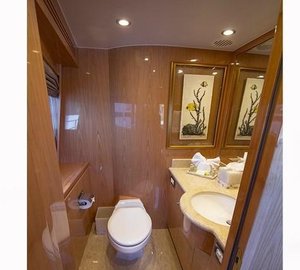 IRRESISTIBLE - Ensuite 2