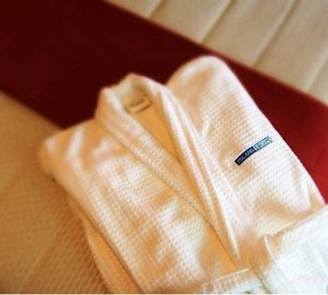 ISLAND PASSAGE - Luxury