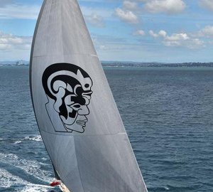 Indio Yacht at full speed