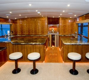 JB70 Yacht Ravaganza - Salon