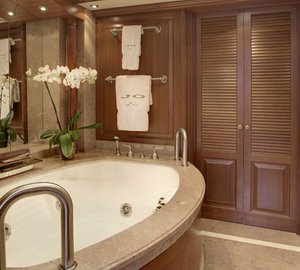 JO Yacht - Master Cabin Bathroom