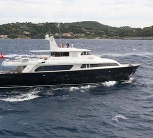 LADIES FIRST - Underway Profile