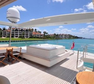 LADY CAROLE - Sundeck 2