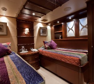 LAGNIAPPE Twin Cabin