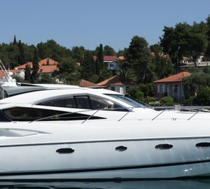 LARA SOFIA III - Main