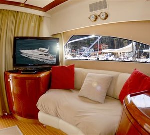 LIBERTY OF LIMINGTON Salon Lounge