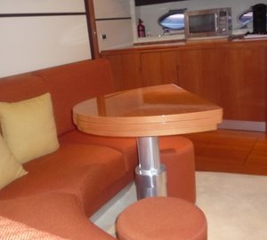 LOURNOR II -  Lower Salon