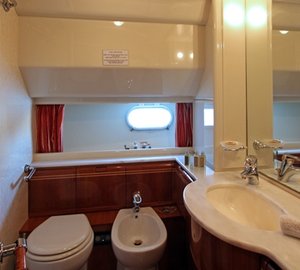 Lady Sofia - VIP Cabin Bathroom