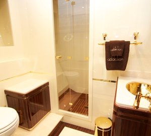 Leopard ADDICTION -  Guest Ensuite 2