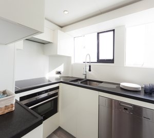 Libertas Yacht - Galley