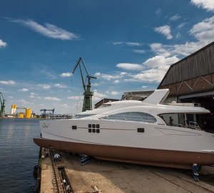 Luxury motor yacht CLOUD by Sunreef Yachts
