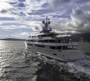 Luxury yacht Chopi Chopi - aft view